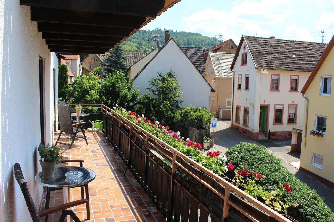 Gasthof Und Pension Zum Loewen Hotel Hirschberg an der Bergstrasse Exterior photo